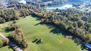 Photo #7: 98 Lake Meadow Drive