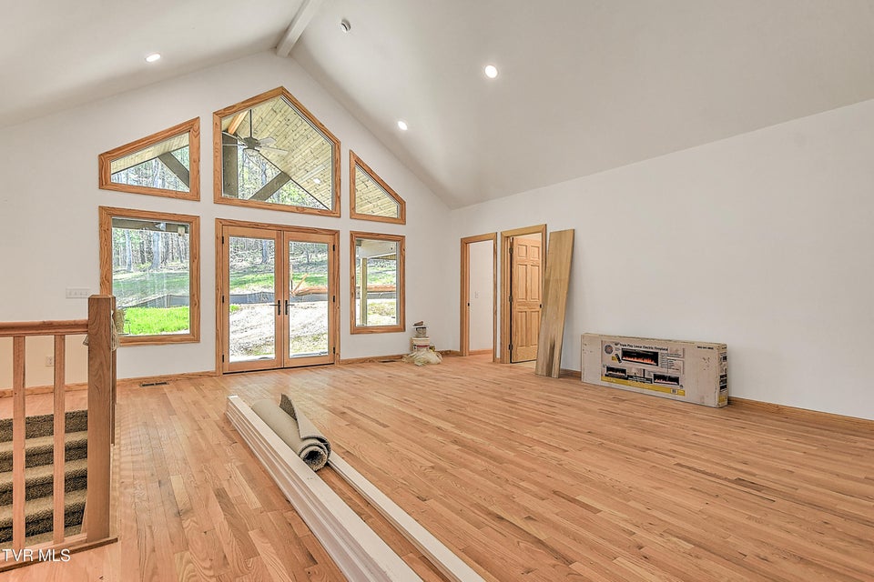 Photo #42: 512 Norris Rd ( Bridle Path) Road
