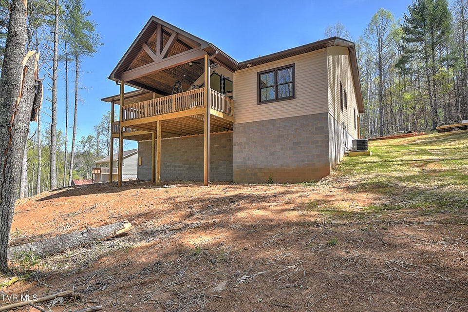 Photo #6: 512 Norris Rd ( Bridle Path) Road