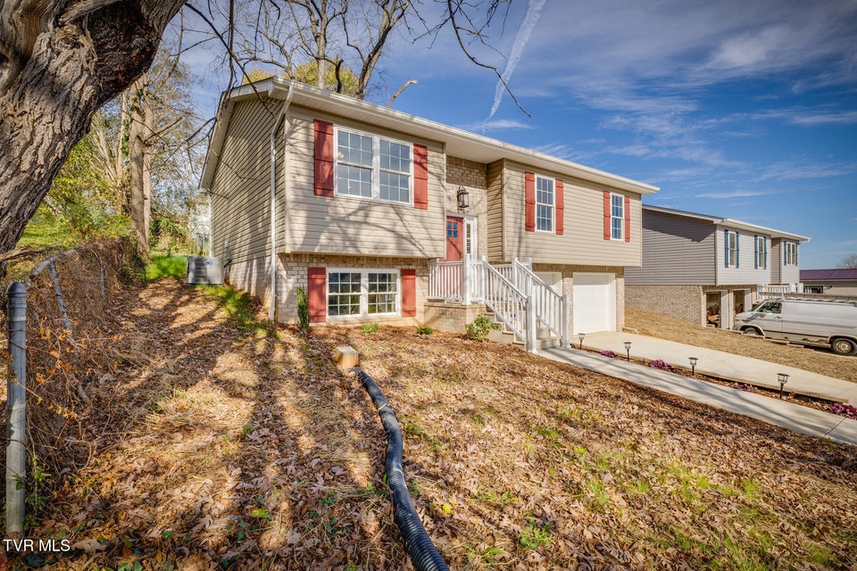 Photo #2: 1950 Stone West Drive