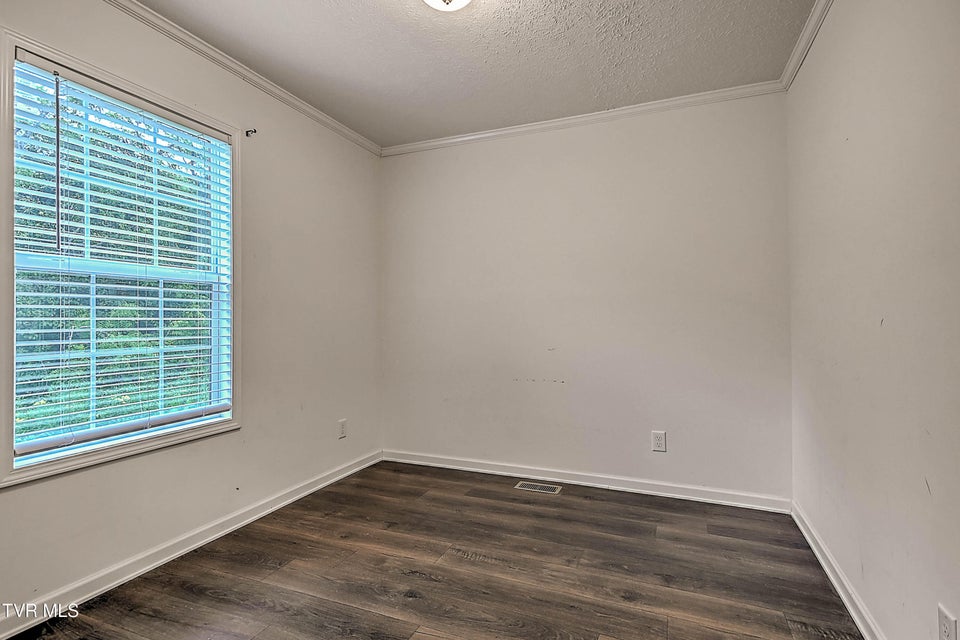 Photo #26: 19009 Rich Valley Road