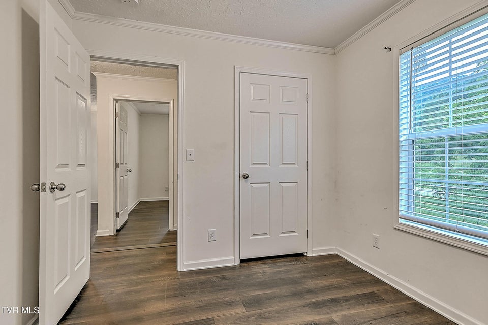 Photo #27: 19009 Rich Valley Road