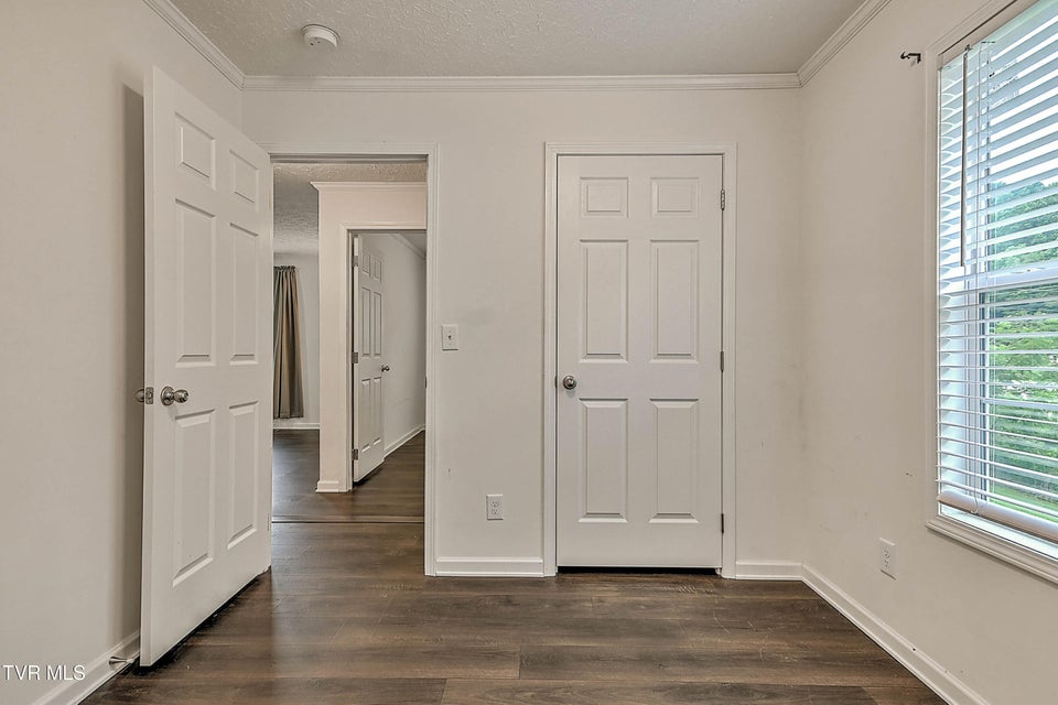 Photo #28: 19009 Rich Valley Road