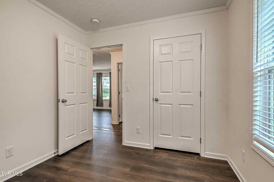 Photo #29: 19009 Rich Valley Road