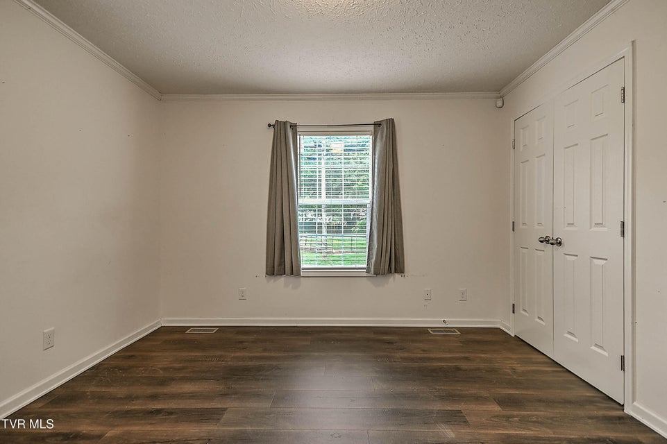 Photo #32: 19009 Rich Valley Road