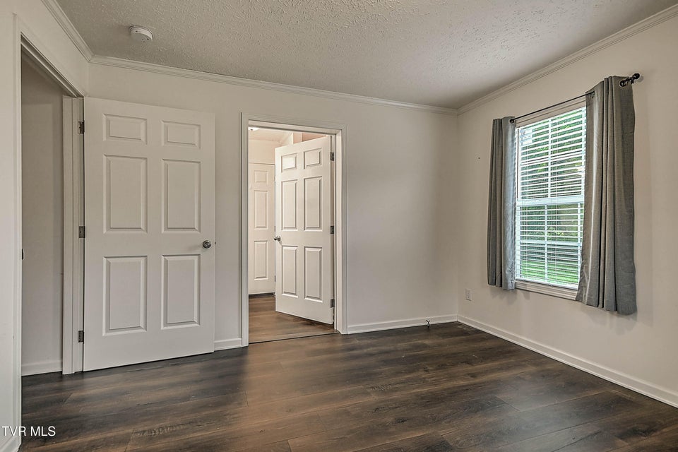 Photo #35: 19009 Rich Valley Road