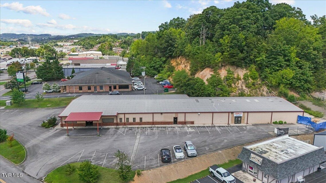 Photo #7: 1526 Bridgewater Lane