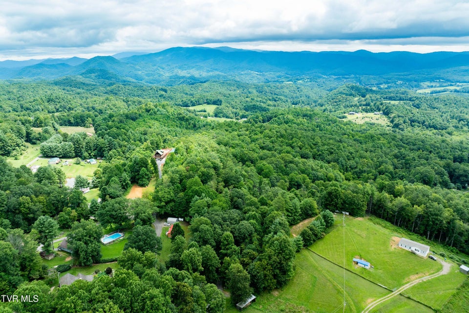 Photo #58: 2121 Shingletown Road