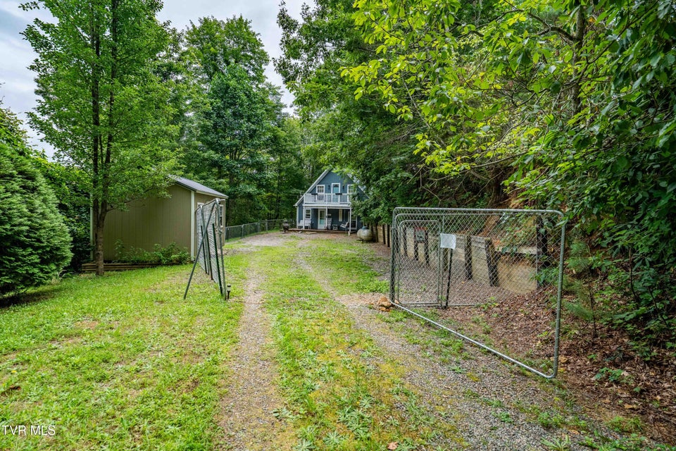 Photo #38: 2121 Shingletown Road