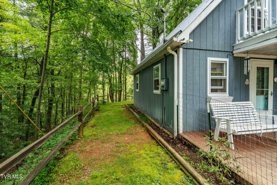 Photo #48: 2121 Shingletown Road