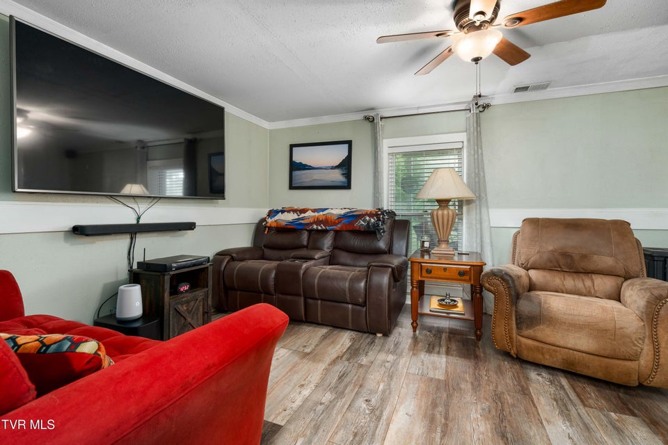 Photo #10: 2121 Shingletown Road