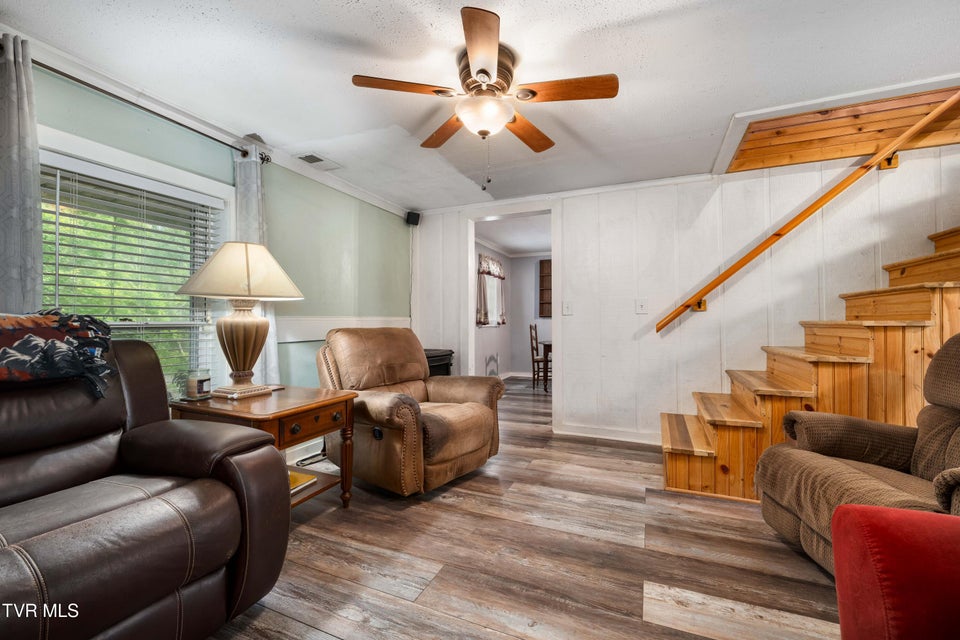 Photo #26: 2121 Shingletown Road