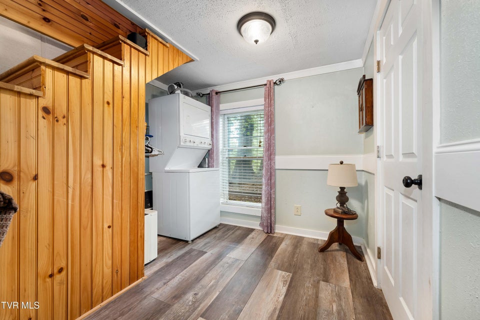 Photo #23: 2121 Shingletown Road