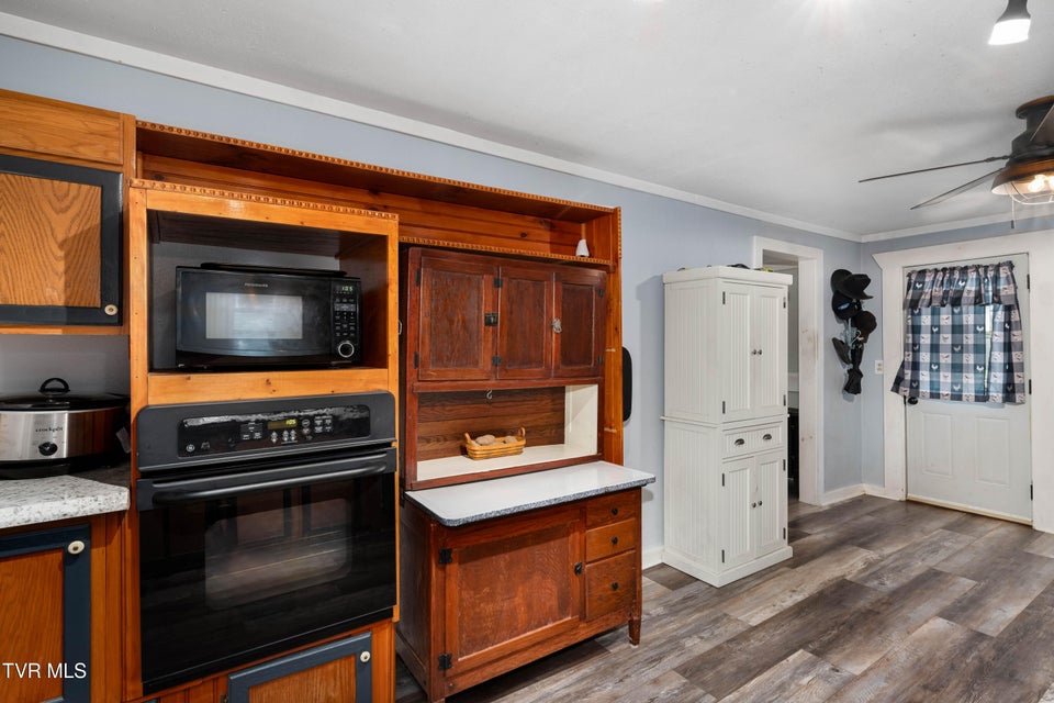 Photo #13: 2121 Shingletown Road