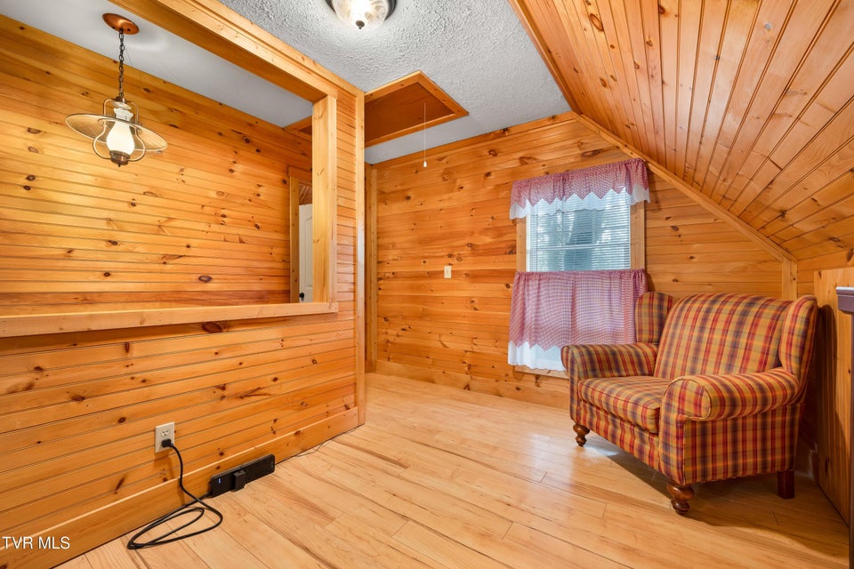 Photo #20: 2121 Shingletown Road