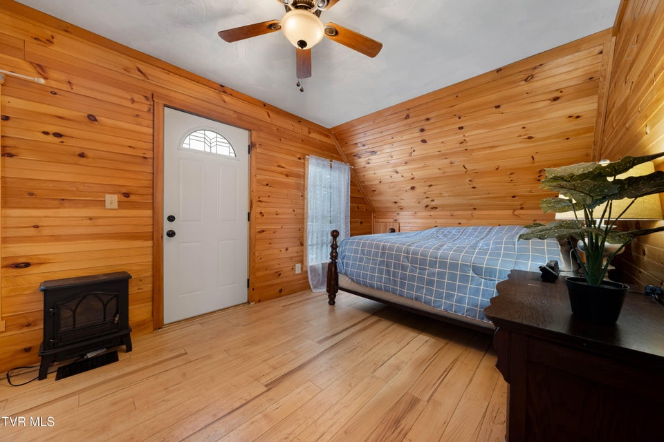 Photo #17: 2121 Shingletown Road