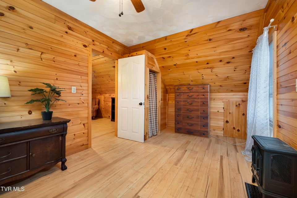 Photo #19: 2121 Shingletown Road