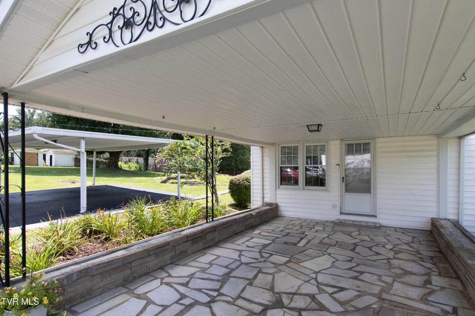 Photo #47: 1605 Overhill Road