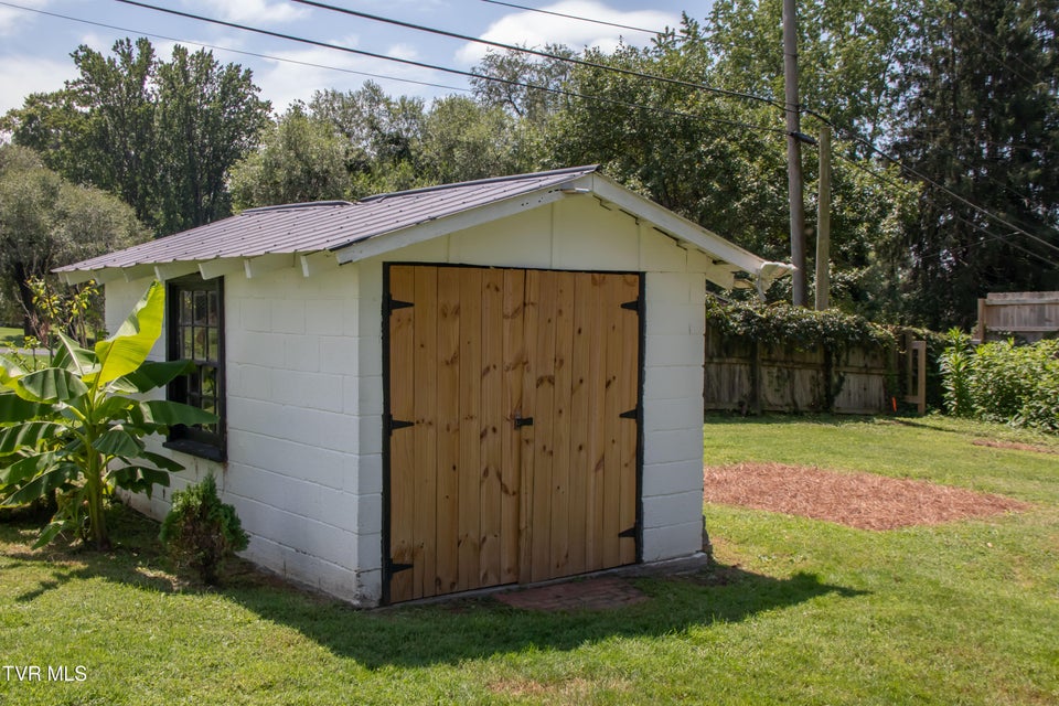 Photo #52: 1605 Overhill Road