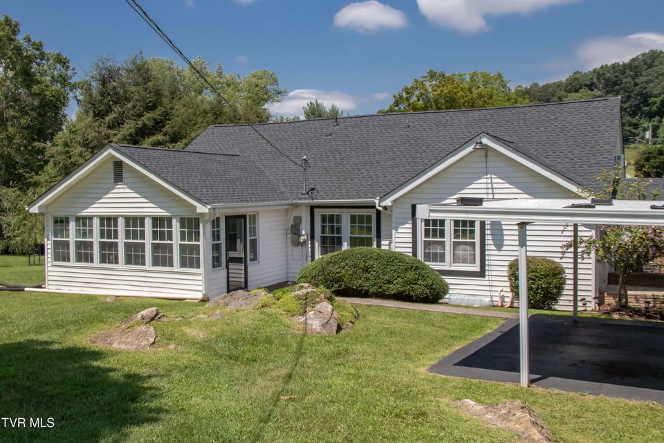 Photo #62: 1605 Overhill Road