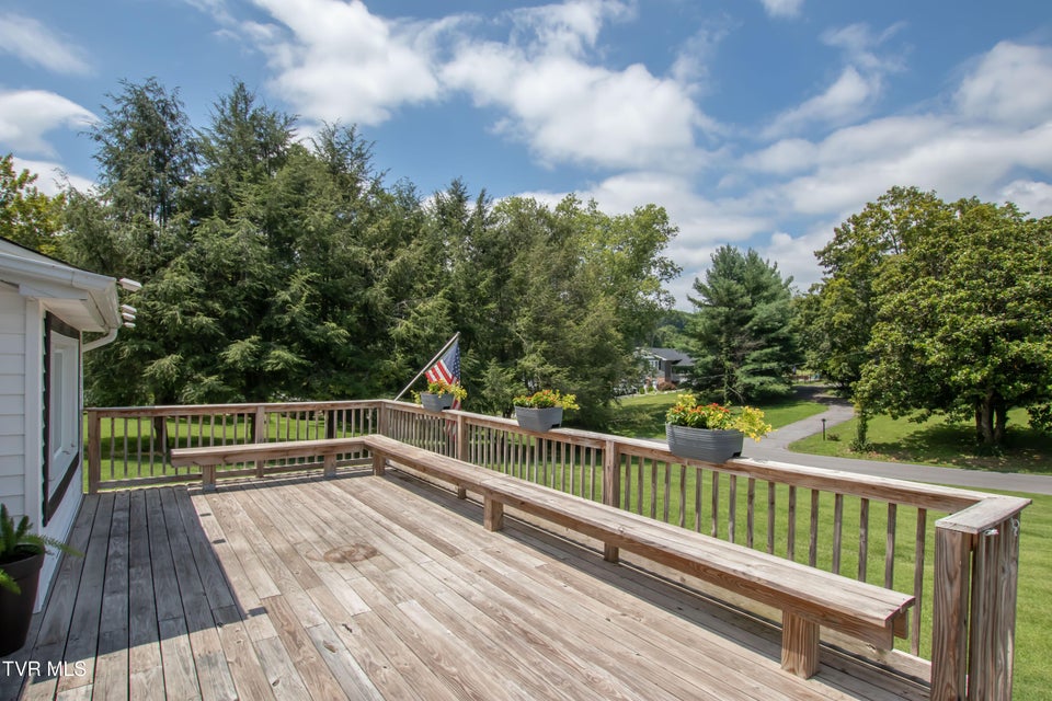 Photo #51: 1605 Overhill Road