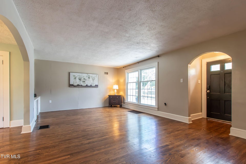 Photo #6: 1605 Overhill Road