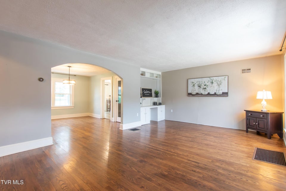 Photo #10: 1605 Overhill Road