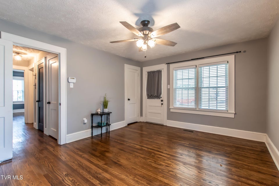 Photo #27: 1605 Overhill Road