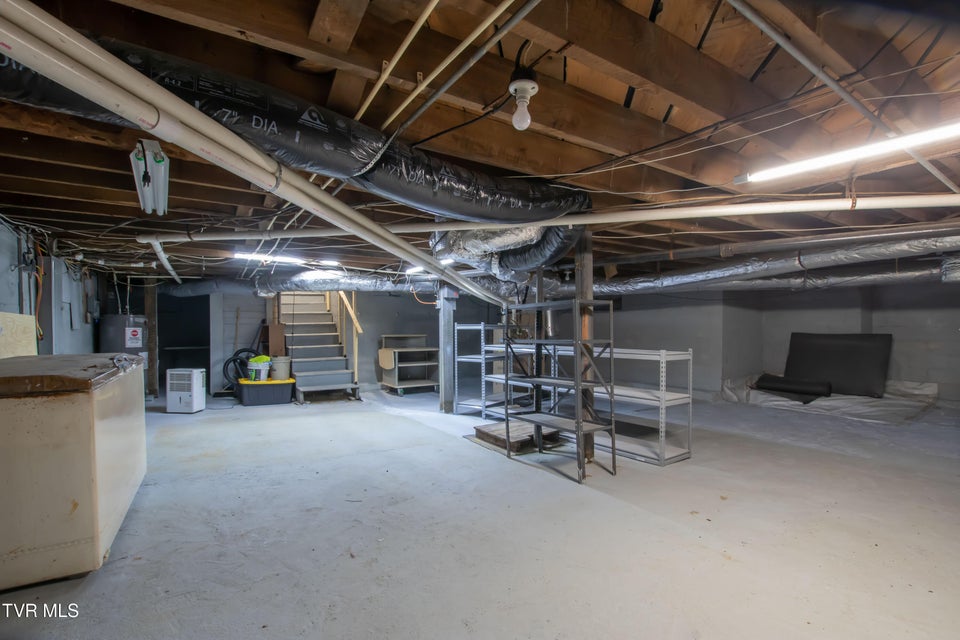 Photo #44: 1605 Overhill Road
