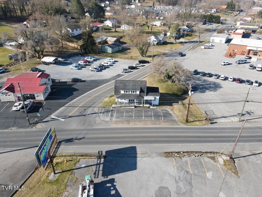 Photo #2: 1616 Blountville Boulevard