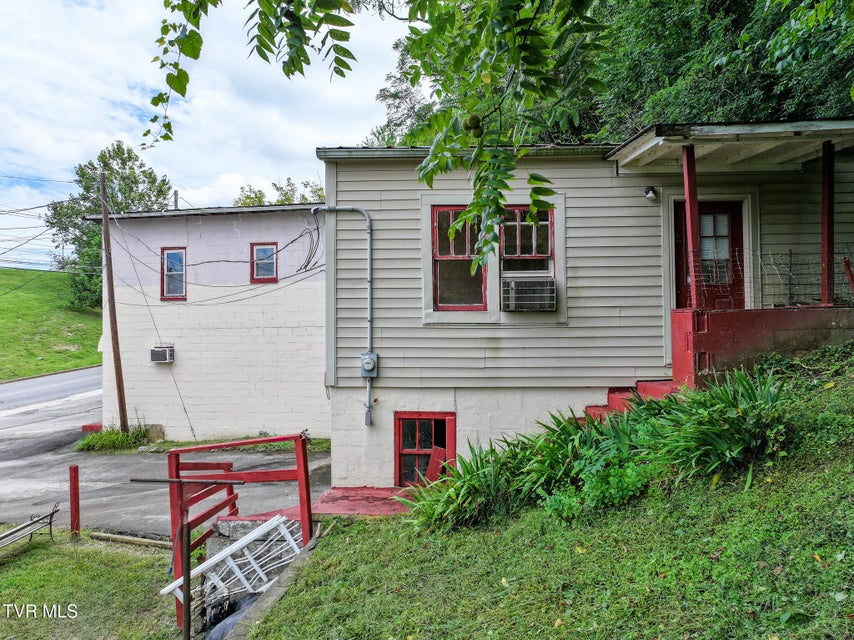 Photo #13: 324 Church Street