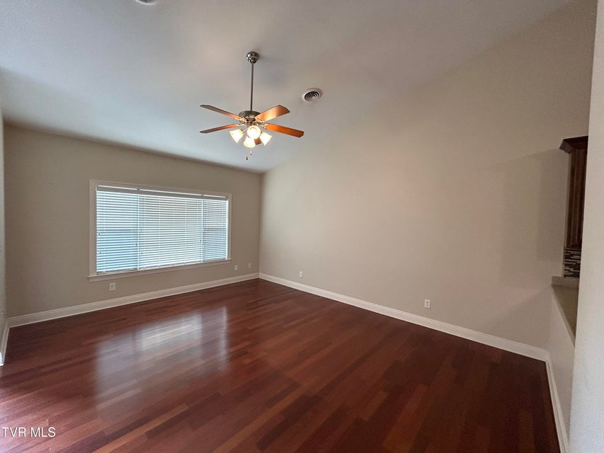 Photo #6: 123 Southridge Drive