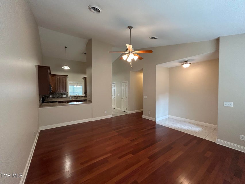 Photo #9: 123 Southridge Drive