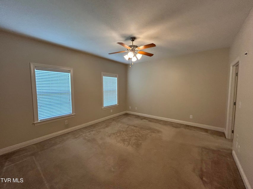 Photo #33: 123 Southridge Drive