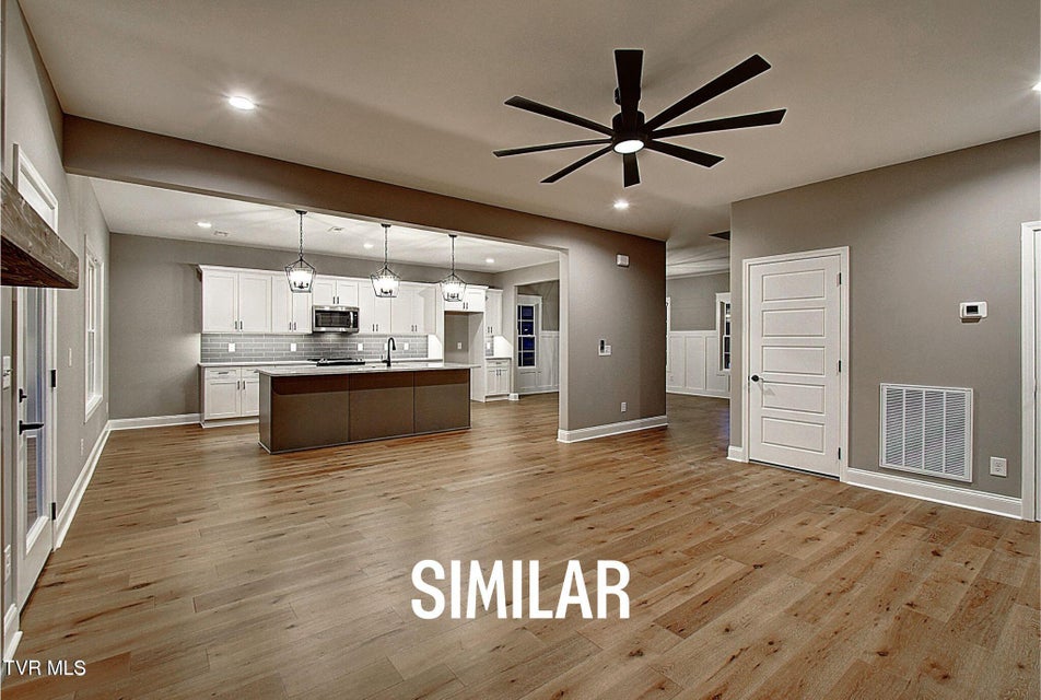 Photo #4: 14 Glaze Farm Way