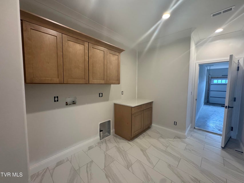 Photo #9: 104 Glaze Farm Way