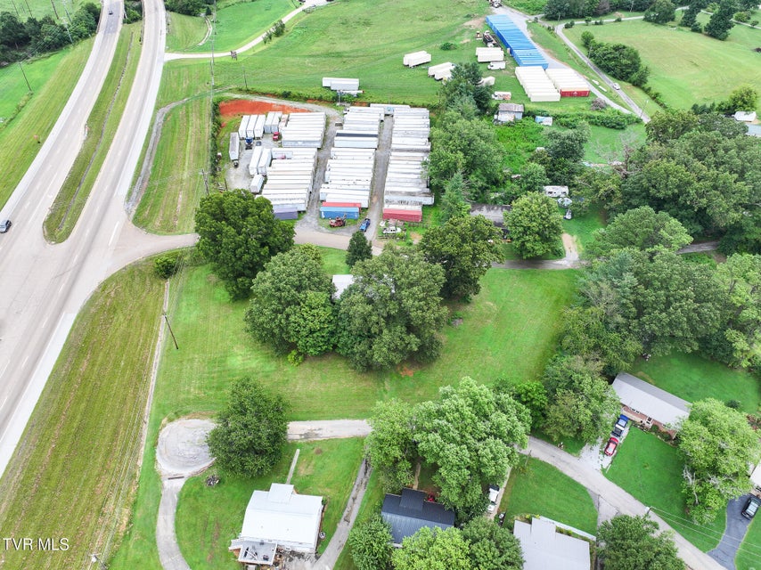 Photo #2: 40 6 Oaks Lane
