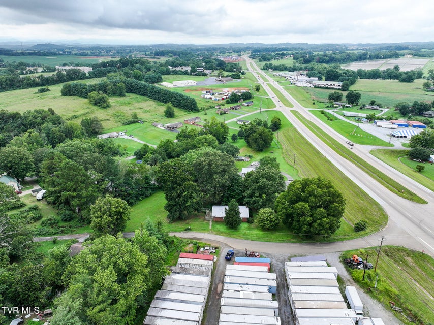 Photo #4: 40 6 Oaks Lane