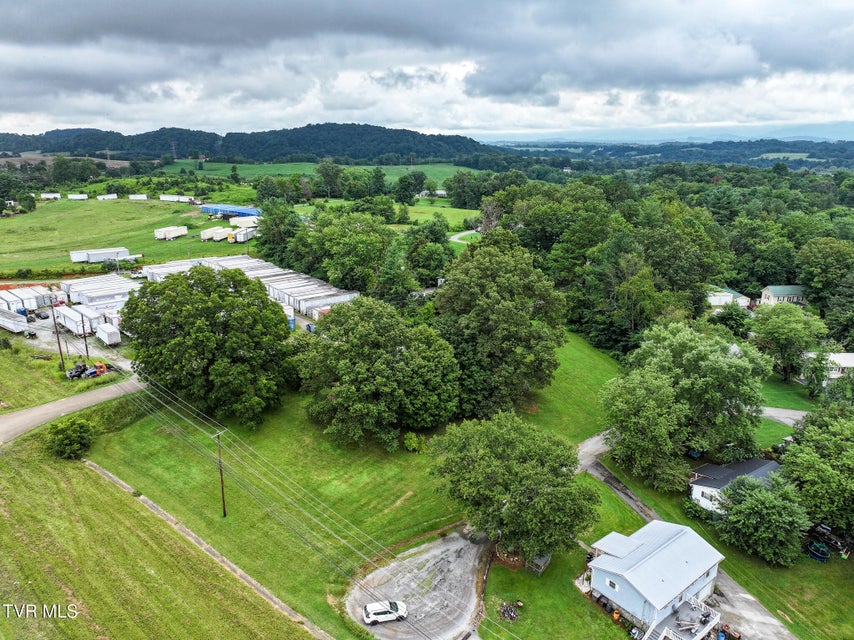 Photo #8: 40 6 Oaks Lane