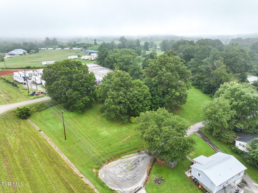 Photo #11: 40 6 Oaks Lane