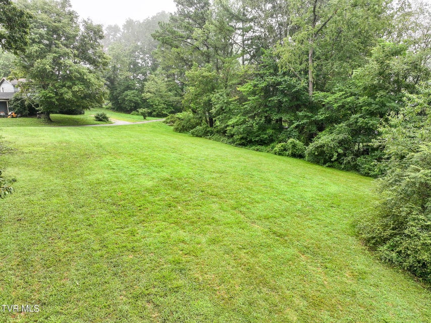 Photo #16: 40 6 Oaks Lane