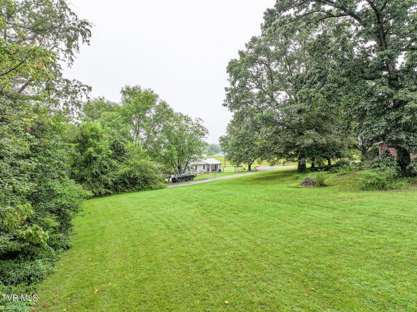 Photo #26: 40 6 Oaks Lane