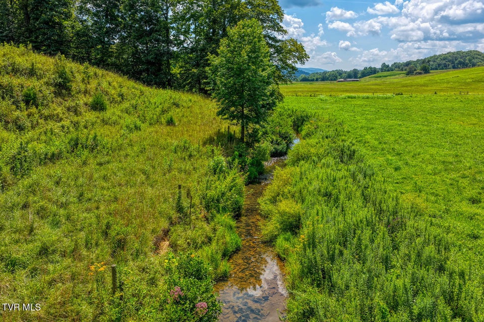 Photo #28: 1144 Poor Valley Road