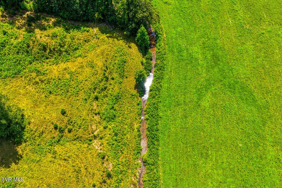 Photo #31: 1144 Poor Valley Road