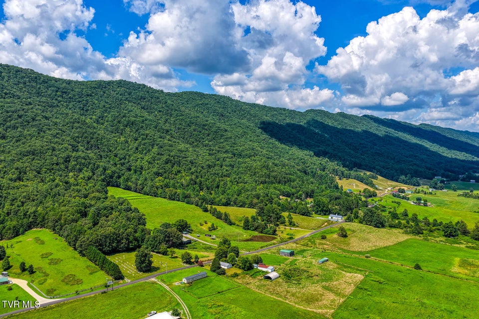 Photo #59: 1144 Poor Valley Road