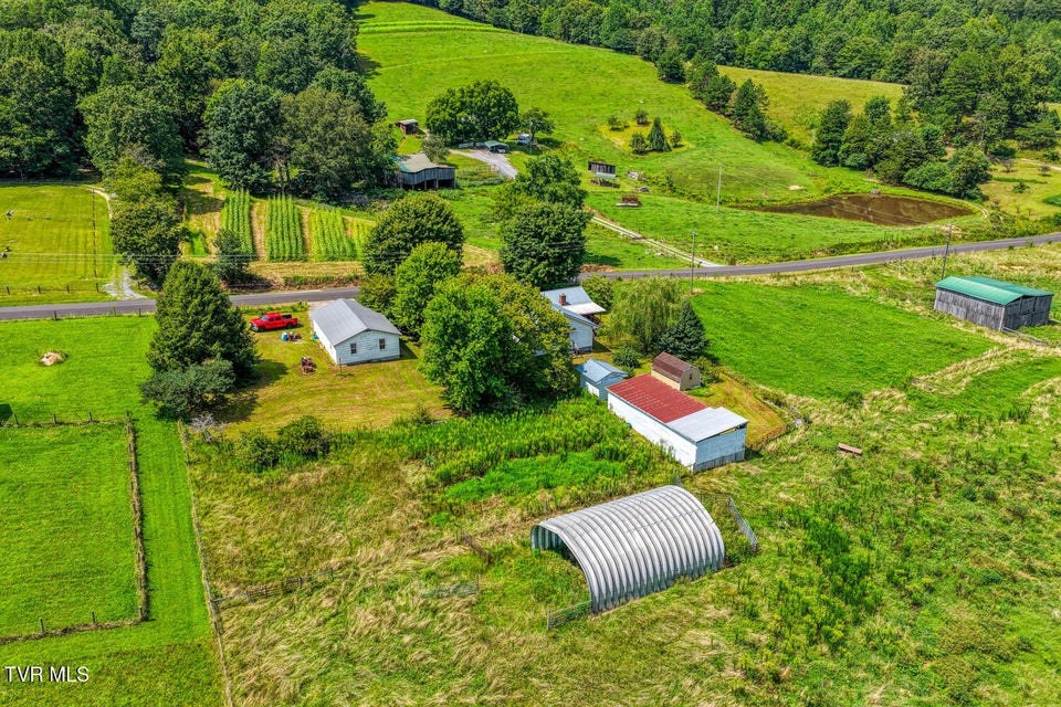 Photo #65: 1144 Poor Valley Road