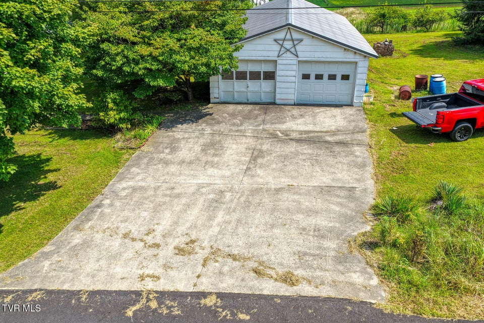 Photo #72: 1144 Poor Valley Road