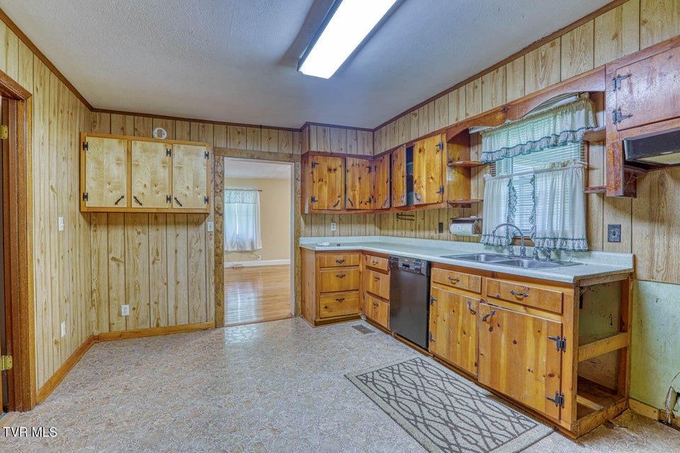 Photo #82: 1144 Poor Valley Road