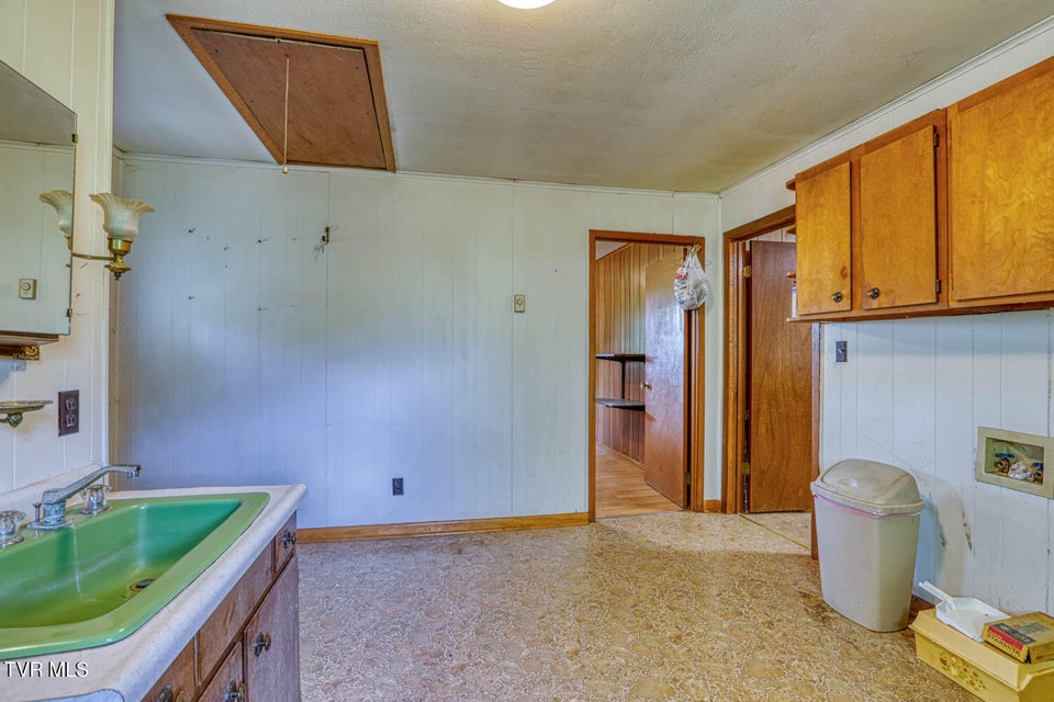 Photo #85: 1144 Poor Valley Road