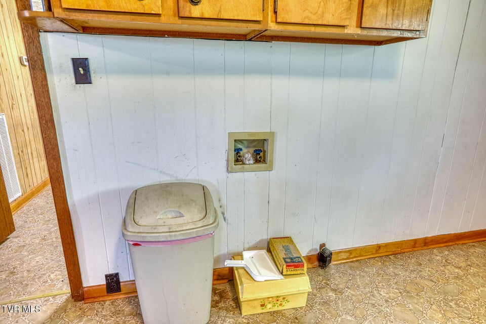 Photo #91: 1144 Poor Valley Road